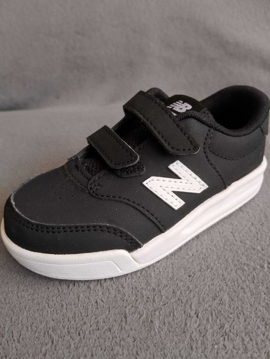 New Balance. NOWE. 24