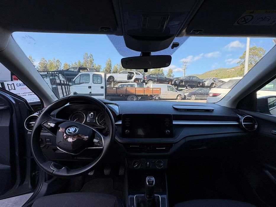 Skoda Fabia 2023 — Salvado