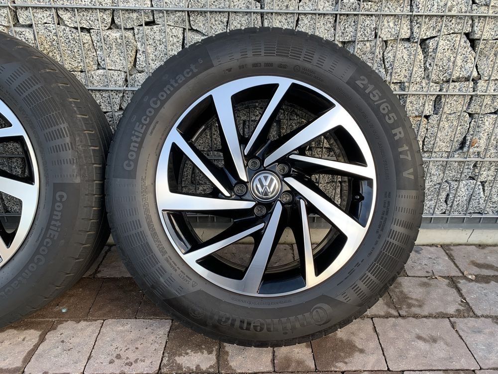 Шини Continental ContiEcoContact 215/65 R17