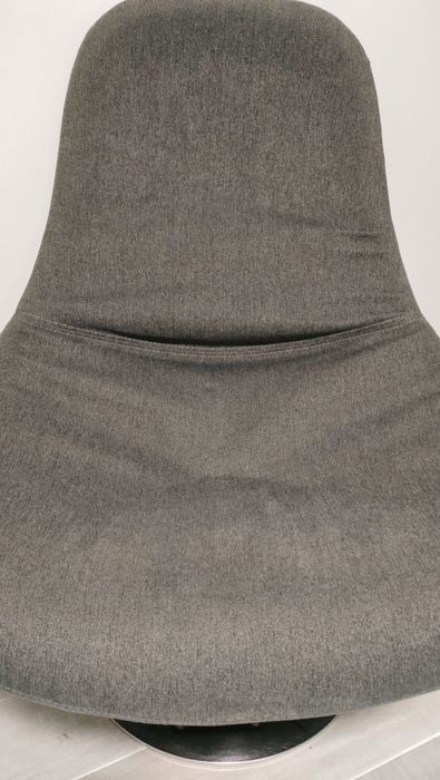 Cadeirão giratório