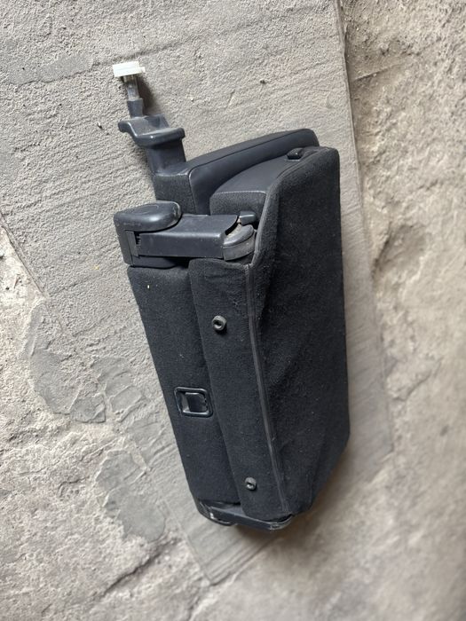 Третий ряд сидень Pajero Wagon 4