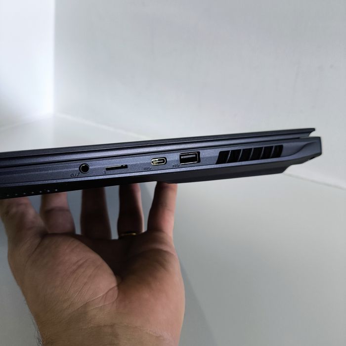 AORUS RTX 4070 i7 13650HX 32RAM