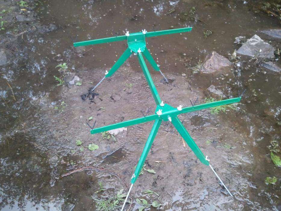 4 Fishing Rods (оцинкованная подставка для удилища)