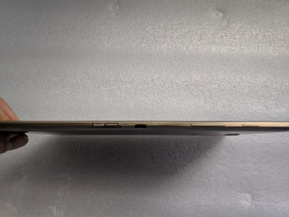 Tablet Samsung Galaxy Tab S SM-T700 8.4" Wi-FI Titanium Gray