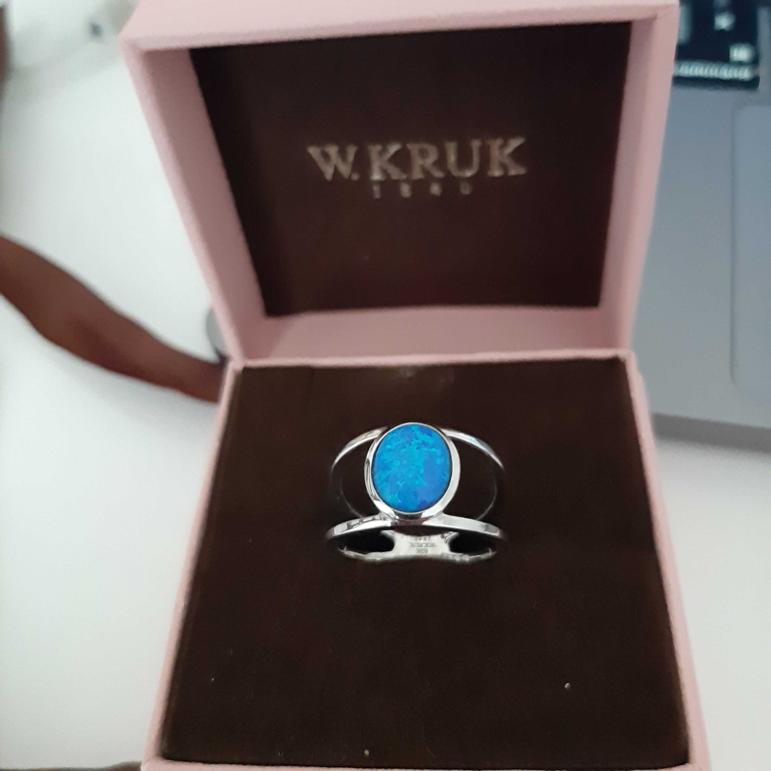 W.Kruk srebrny piękny pierścionek
