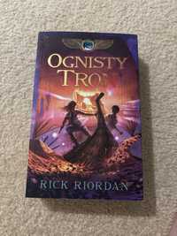 Ognisty tron Rick Riordan