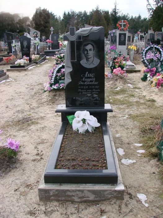 Виготовлення памятників