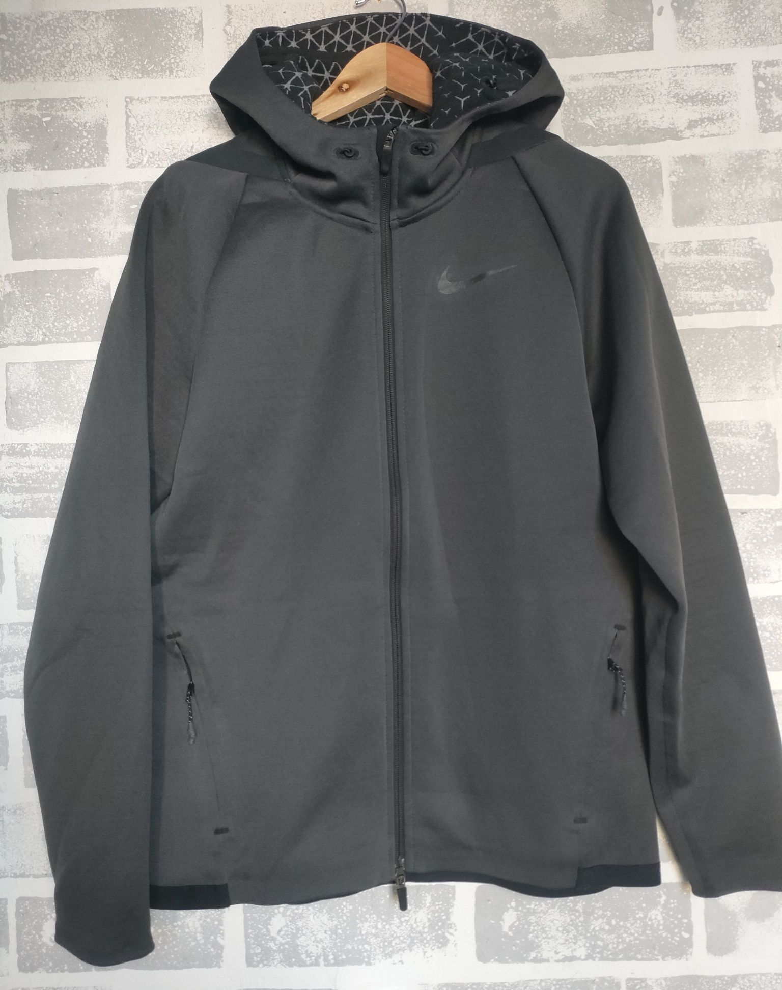 Куртка Nike Therma  s -m худі ветровка олимпийка