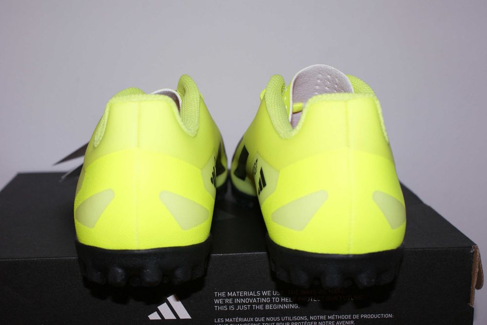 Buty piłkarskie turfy adidas X Crazyfast Club TF IF0723 r.44 2/3