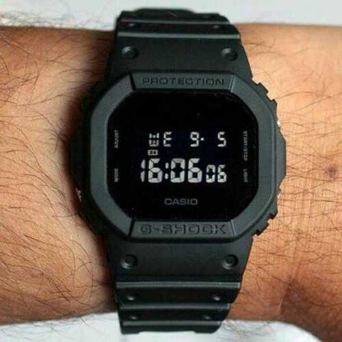 Casio G-Shock DW-5600BB-1 чоловічий годинник оригінал чорний Часы