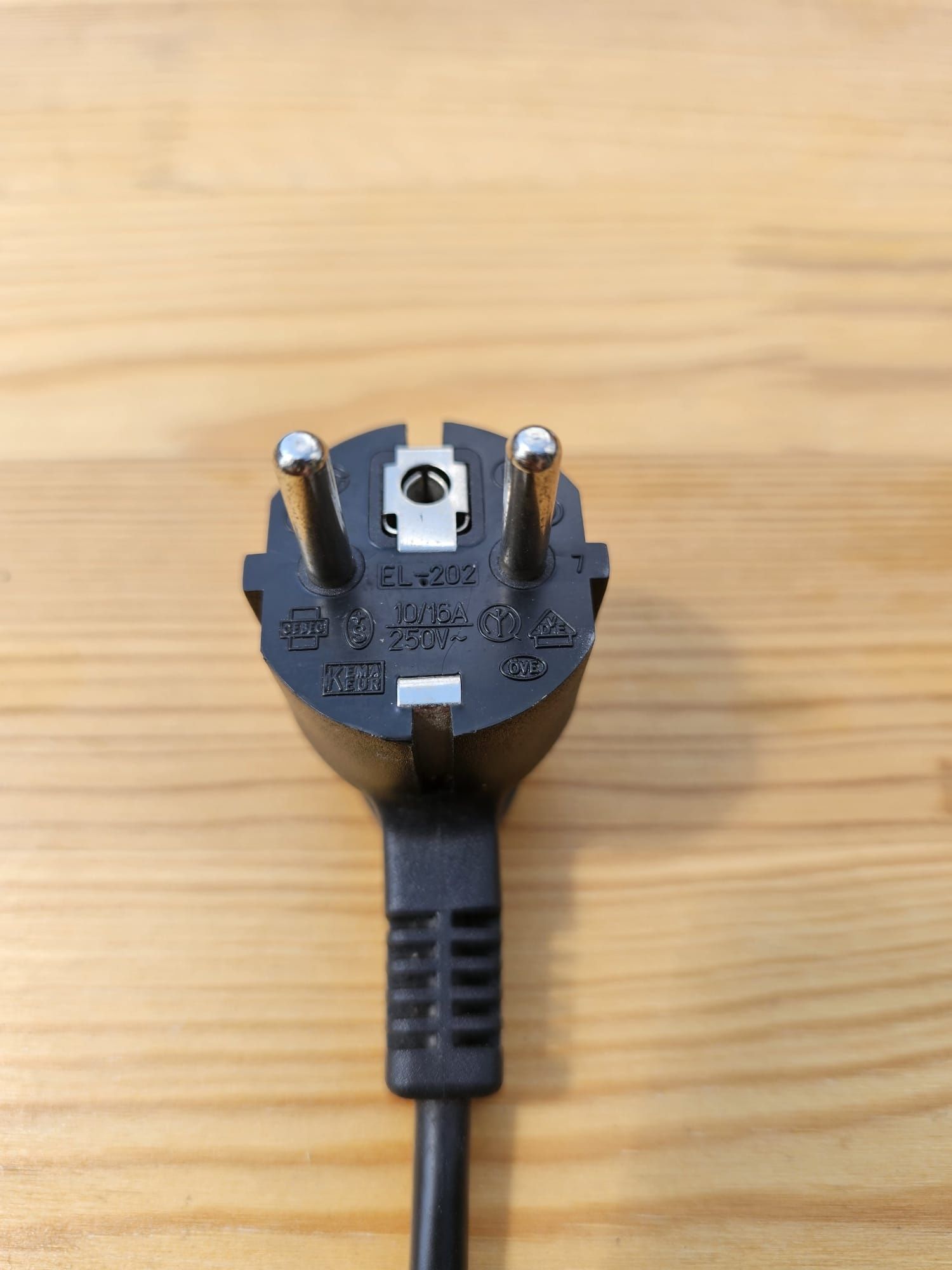 Kabel zasilajacy trapezowy 1.5 m