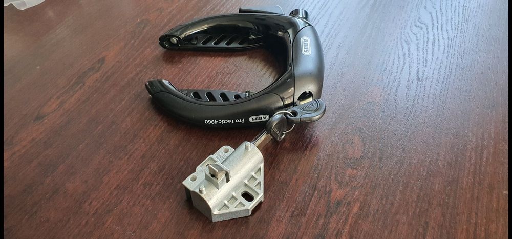 Blokada Abus, zamek shimano steps.
