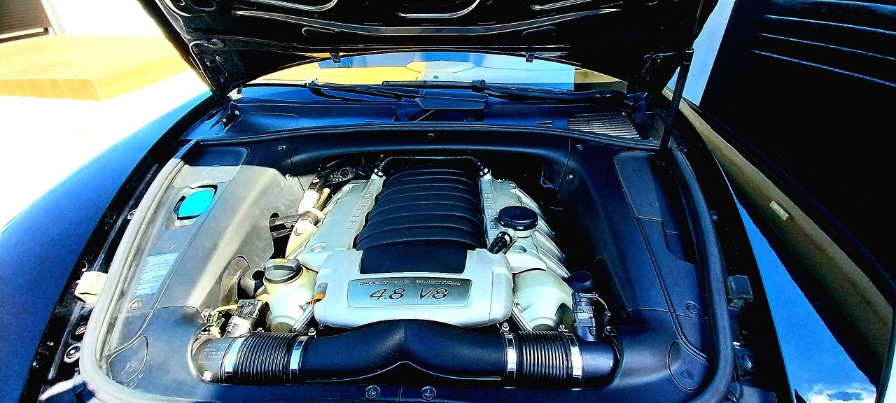 Porsche Cayenne S 4.8 v8