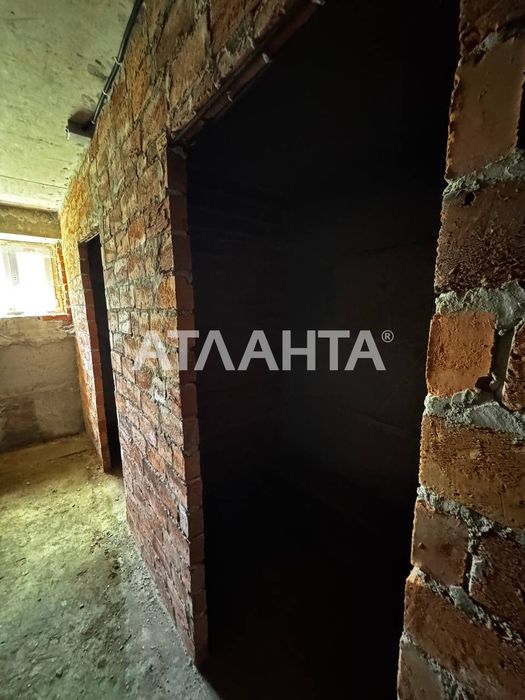 Дворівнева квартира з мансардою у зеленій зоні