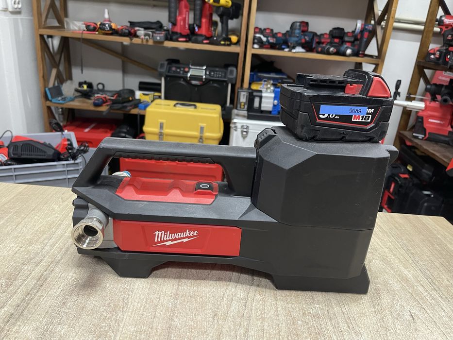 Milwaukee M18 2771-20 / акумуляторний насос Мілвокі 18V