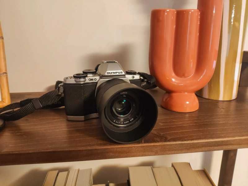 Olympus OM-D E-M10 Mk1 Mirrorless Camera