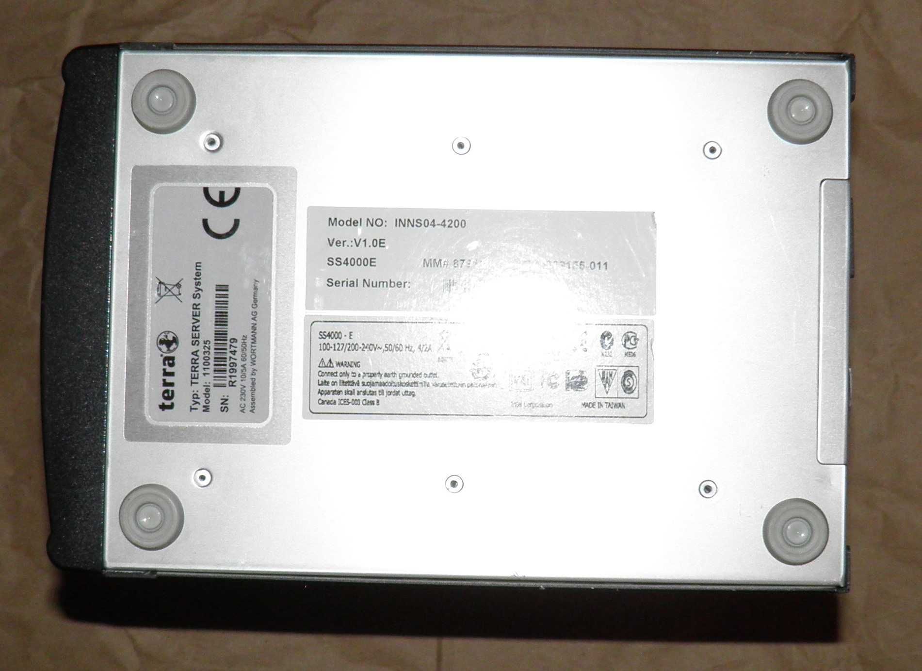 NAS INTEL SS4000  чотирьохдисковий (без дисків)