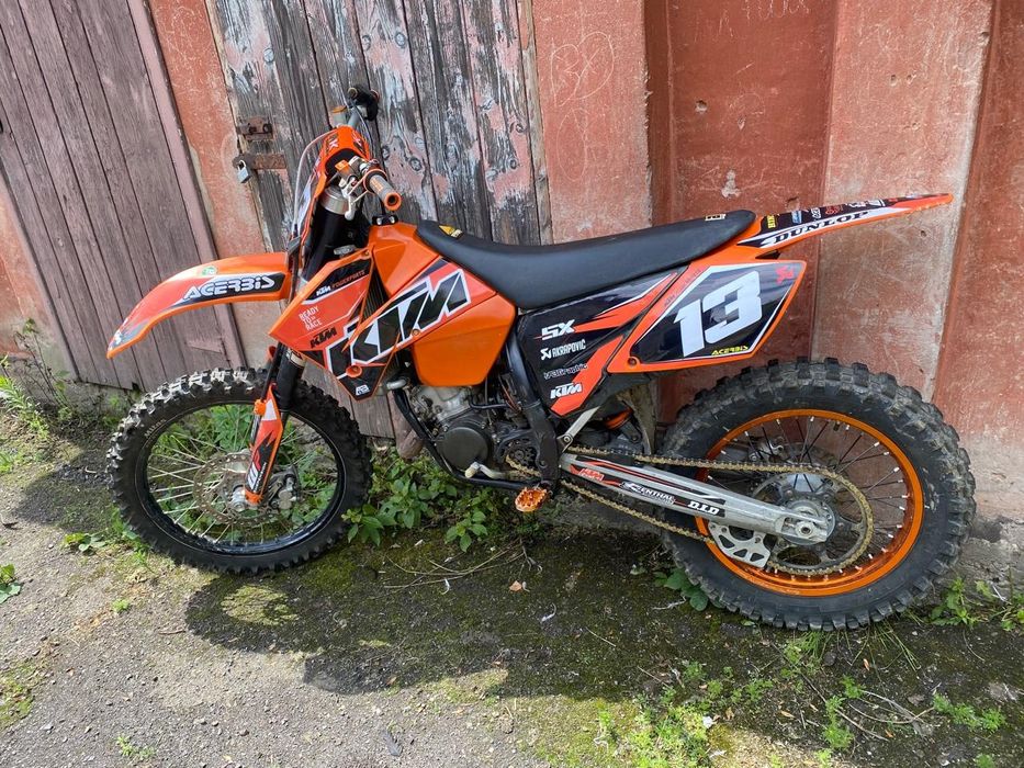 Продаєця КТМ SX 125 2007 року.