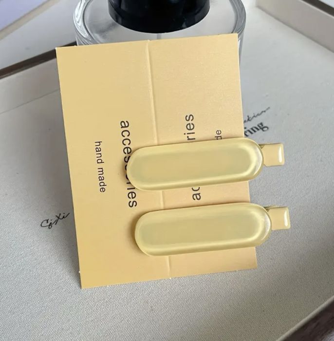 Пастельні желе-заколки для волосся овальні нові по 2шт