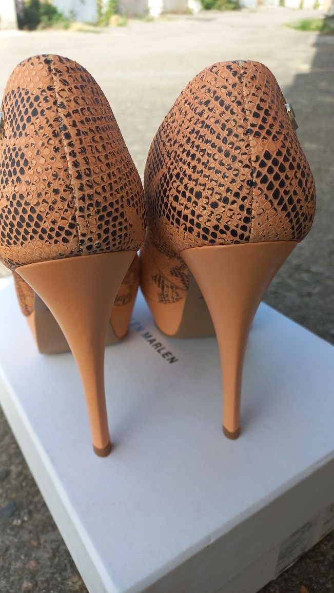 Продам туфли cristofoli 38р