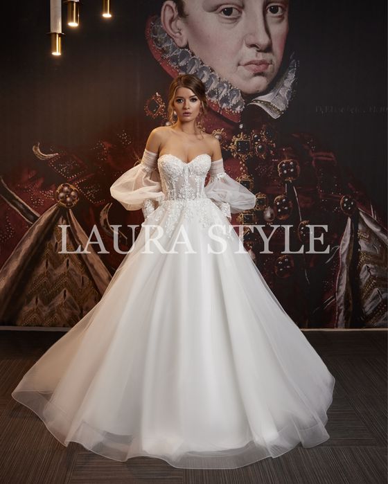 Весільні сукні Laura Style