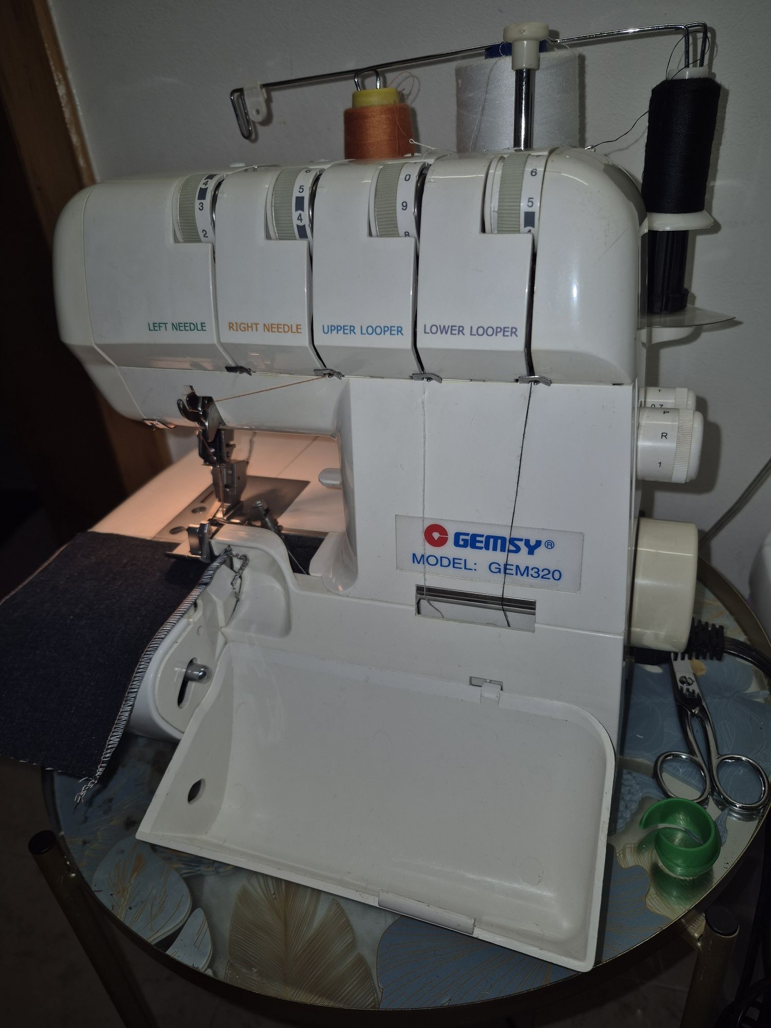 Corte e cose overlock