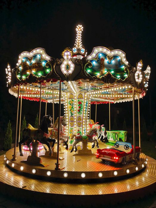 Karuzela wenecka łańcuchowa wiedeńska pontony zjeżdżalnia kolejka