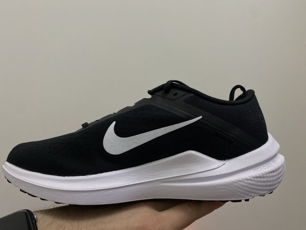 Кросівки Nike Air Winflo 10 wide FN7992-003