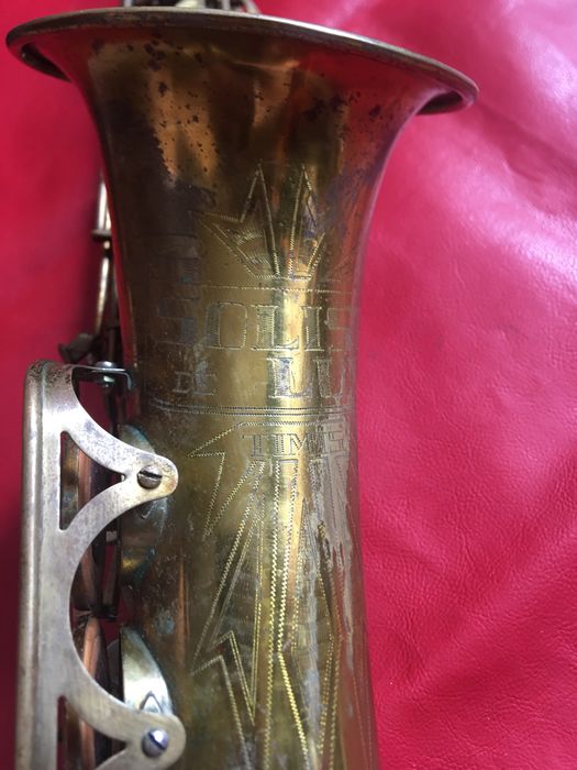 Саксофон, в комплекте сумка / кофр / футляр