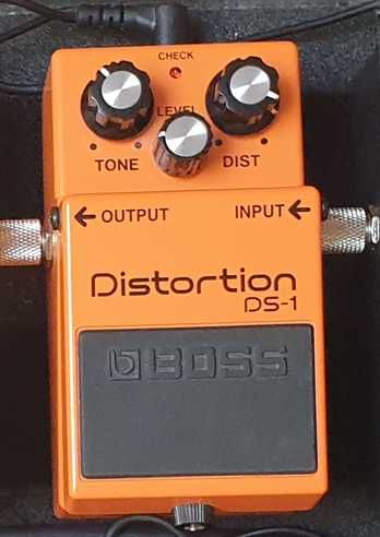 Distortion Boss DS1, efekt gitarowy