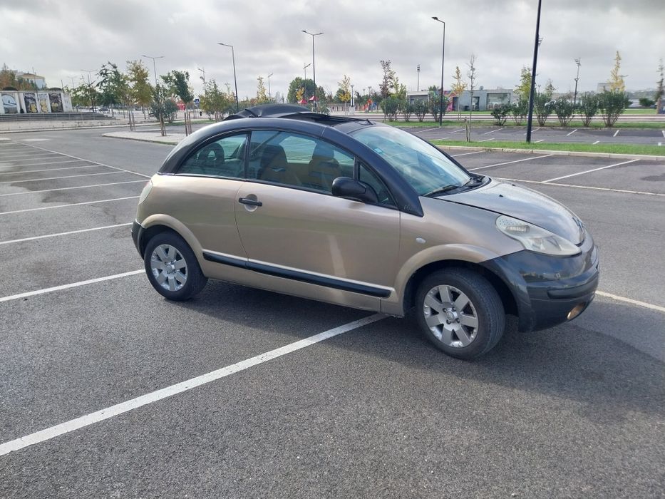 Atenção vendo Citroën c3 plurial 1.1 gasolina ano2004/01 com insp