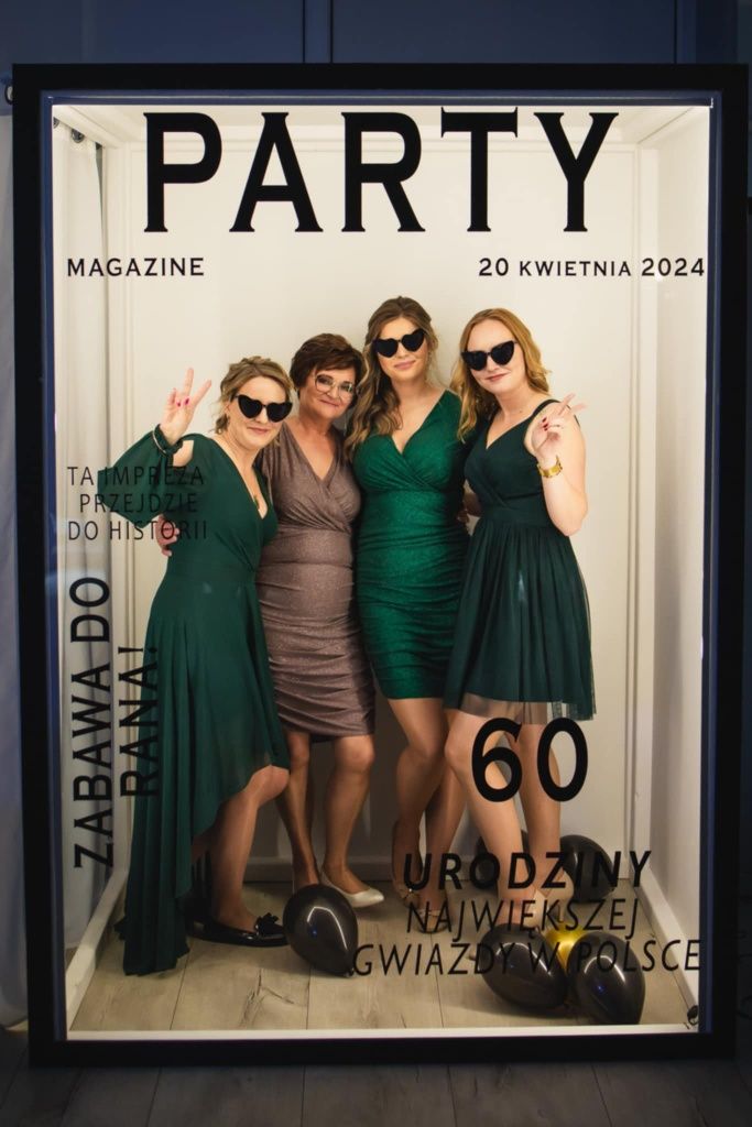 Photobox Fotobox Fotomagazyn Fotobudka jak okładka gazety