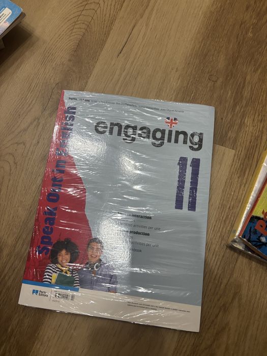 Caderno de atividades de inglês 11° ano