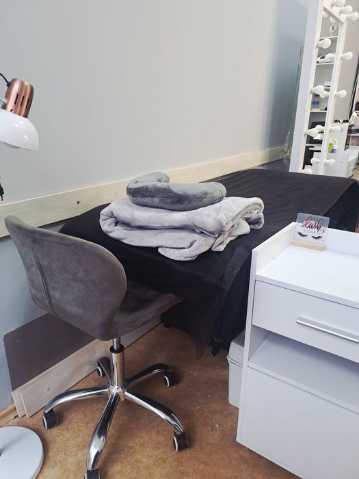 Оренда кушетки в кабінеті