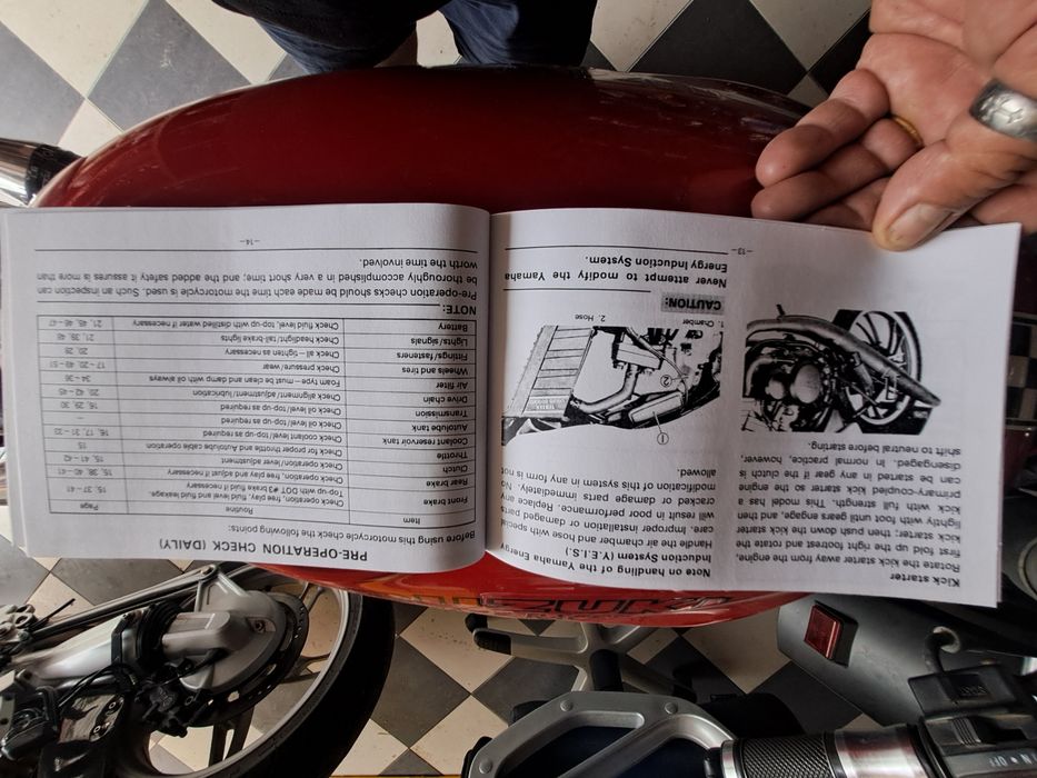 Manual de instruções Yamaha RZ50
