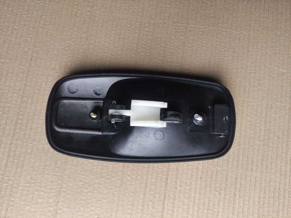 Ручка  правих бокових дверей Renault Trafic Opel Vivaro 1.9 2.0 2.5