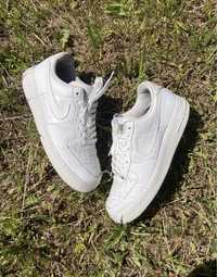 Кросівки Nike Air Force 1 ‘07 Triple White