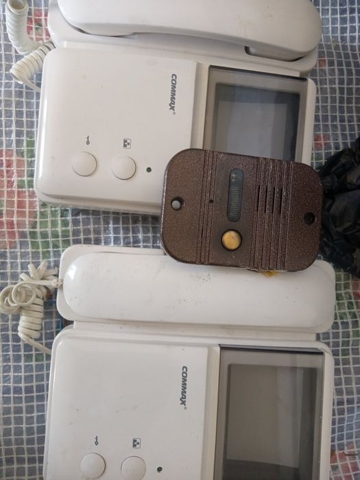 Домофон commax два штуки плюс кнопка виклику