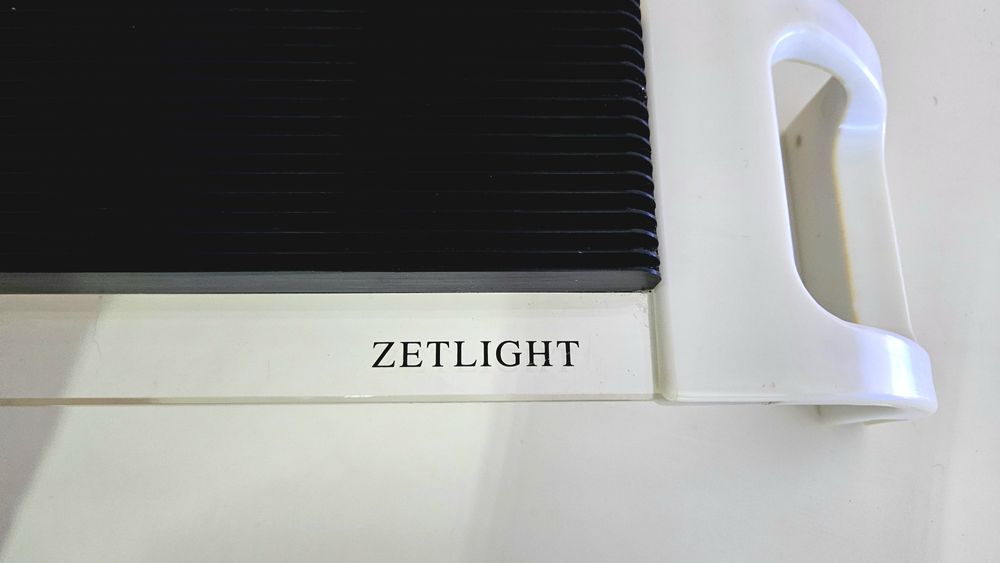 Calha de Iluminação para Aquário da Zetlight (40 cms Total 60cms)