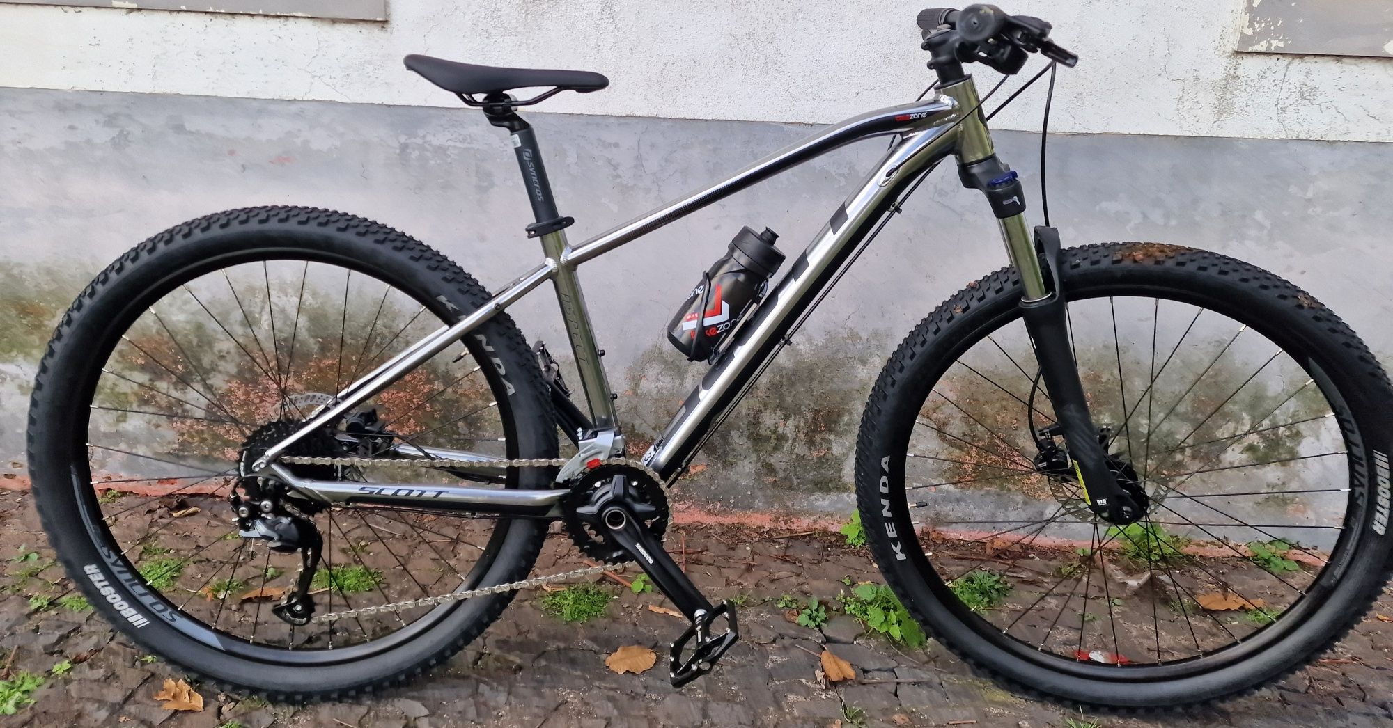 Scott aspect 750