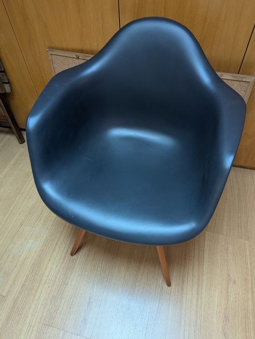 cadeira Charles Eames Vitra