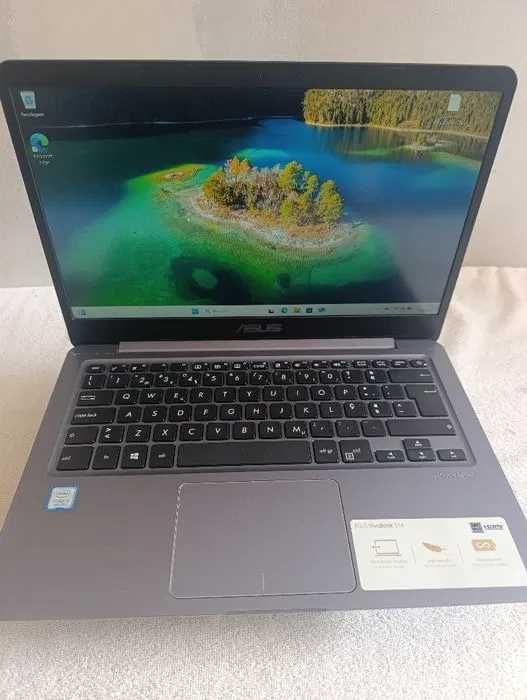Asus Vivobook S14 (i3 8th - 8GB DDR4 - 620GB SSD)