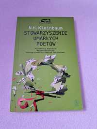 ,,Stowarzyszenie umarłych poetów"