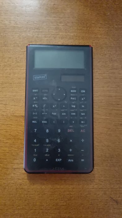 Máquina de calcular cientifica nova