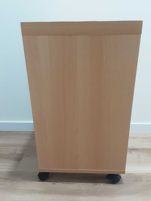 Móvel de Apoio com Gavetas em Madeira