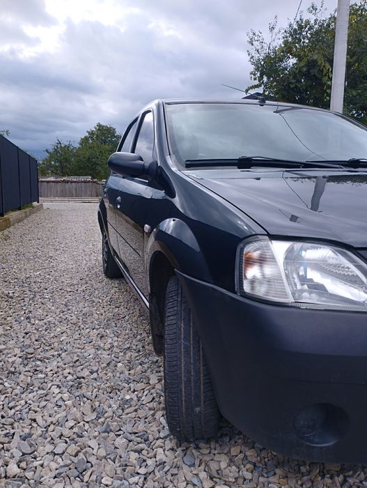 Автомобіль dacia logan