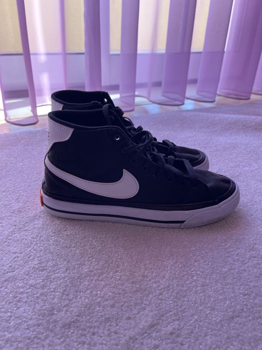 Sapatilhas bota Nike preta