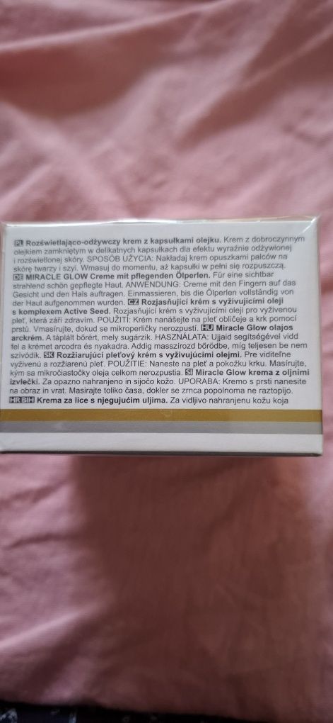 Nowe kremy do twarzy  Avon true natura effects