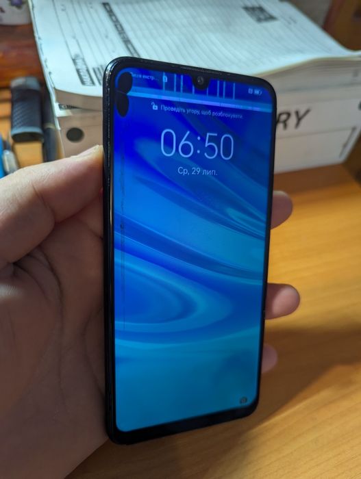Huawei p smart 2019 64 гб  на запчастини або відновлення