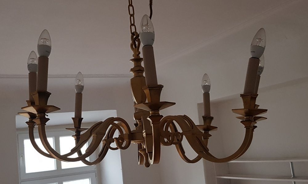 Duży stary żyrandol 8 ramienny mosiężny. Lampa wisząca.